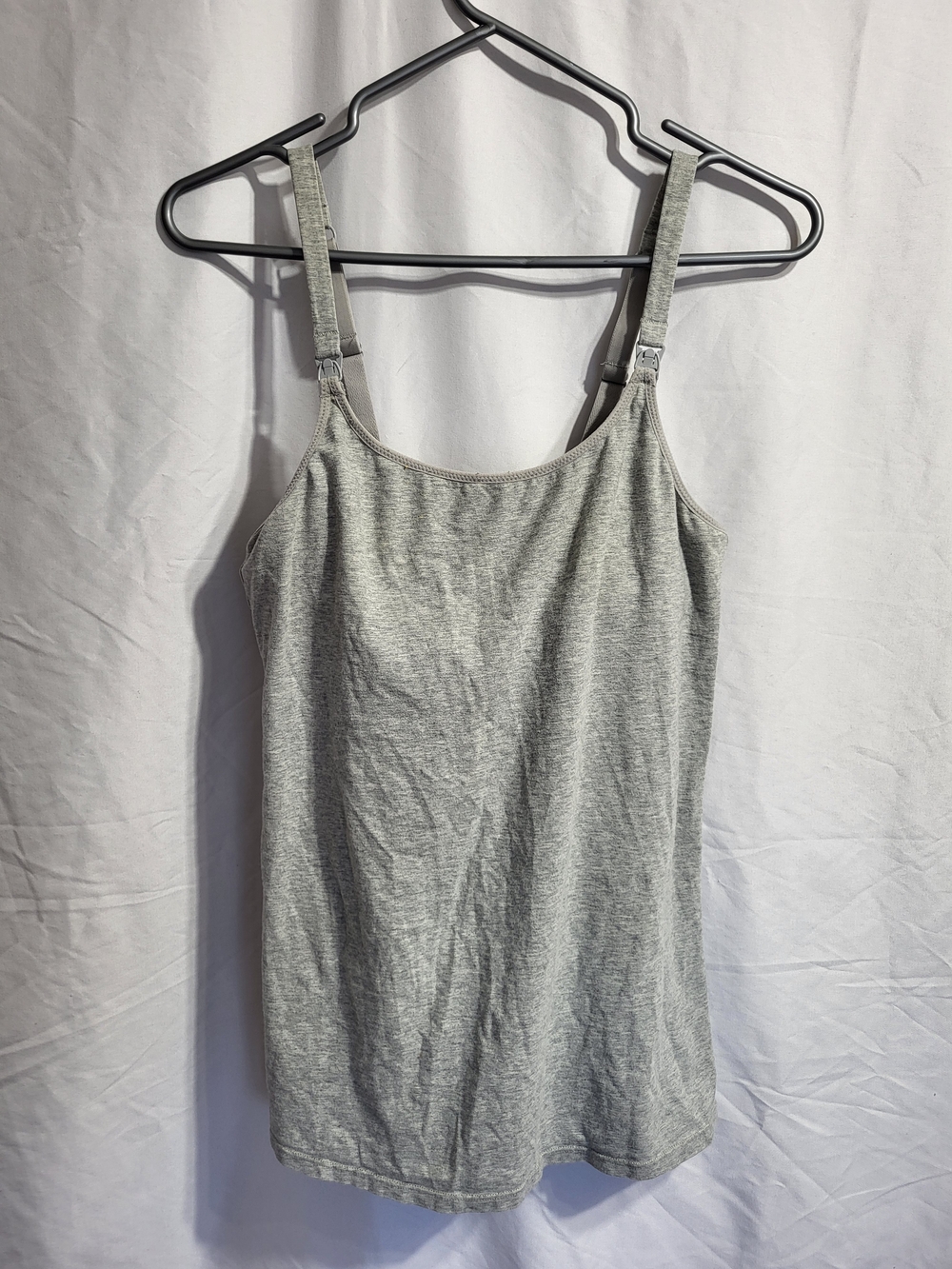 Gilligan & O'Malley Heather Gray Adjustable Strap Nursing Tank, Size Medium